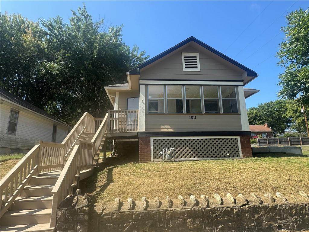 1011 Broadway Street - Photo 1