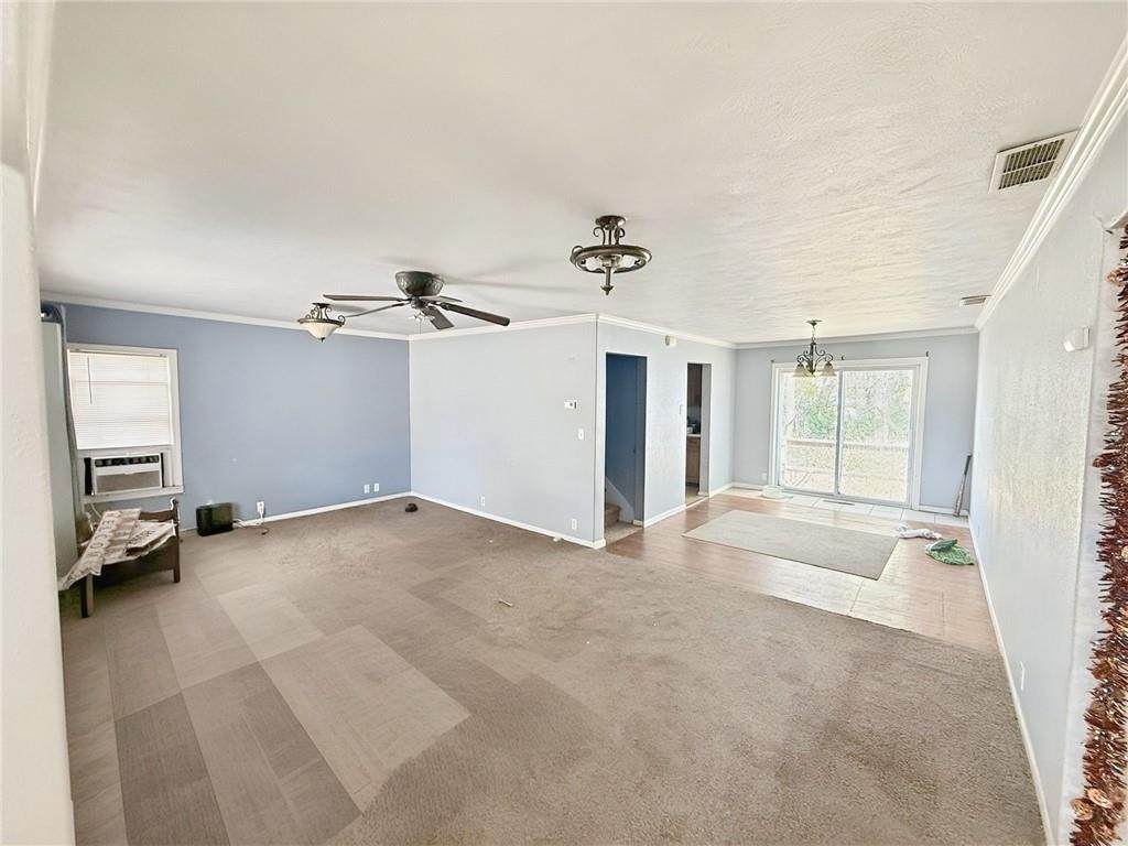 310 24th Street - Photo 1