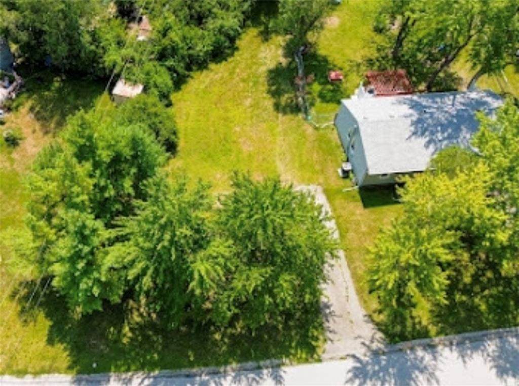 6105 148th Street - Photo 1