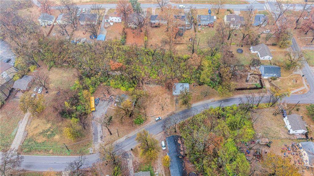 1016 Suntree Place - Photo 1