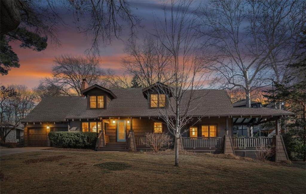 2404 86th Terrace - Photo 1