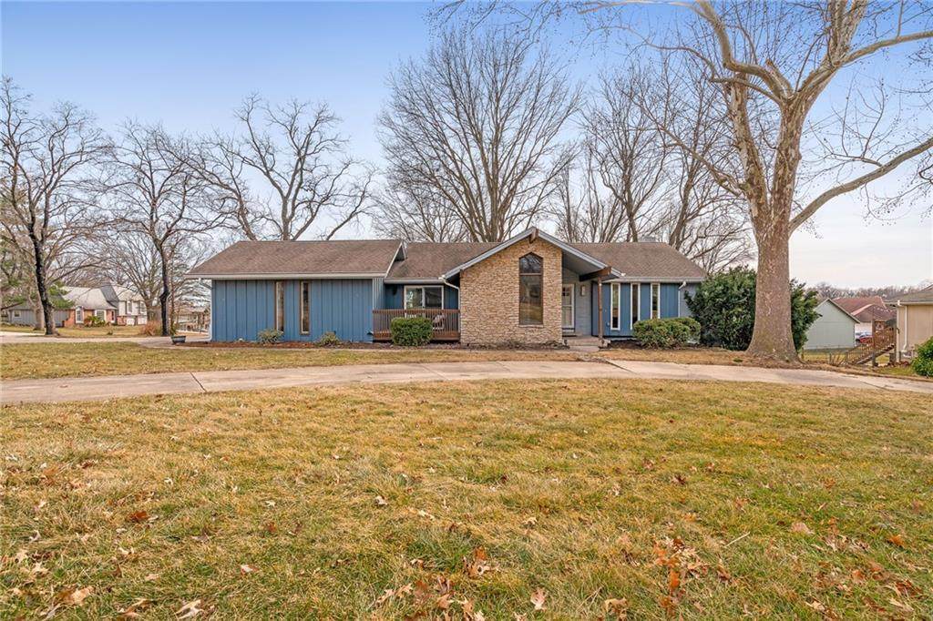 131 Seneca Lane - Photo 1