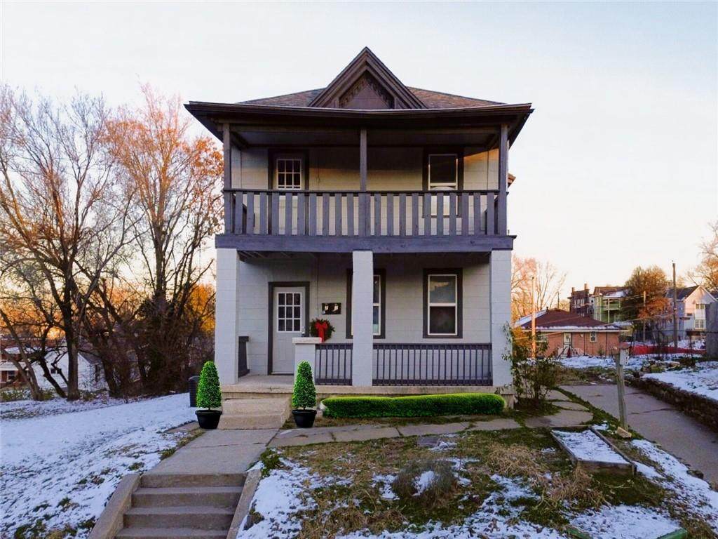 129 Brooklyn Avenue - Photo 1