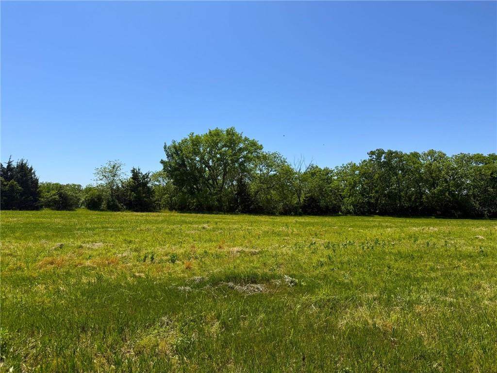 1040 Stanley Road - Photo 1