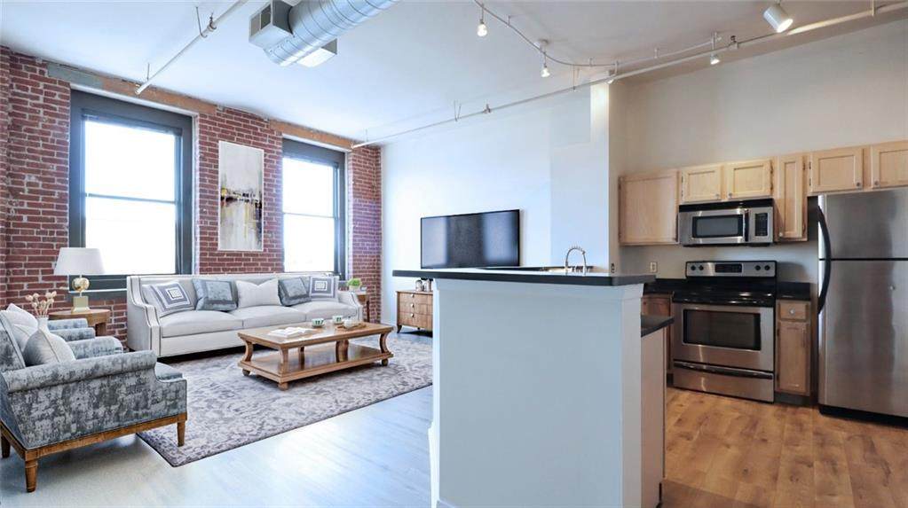 200 Main Street - Photo 1