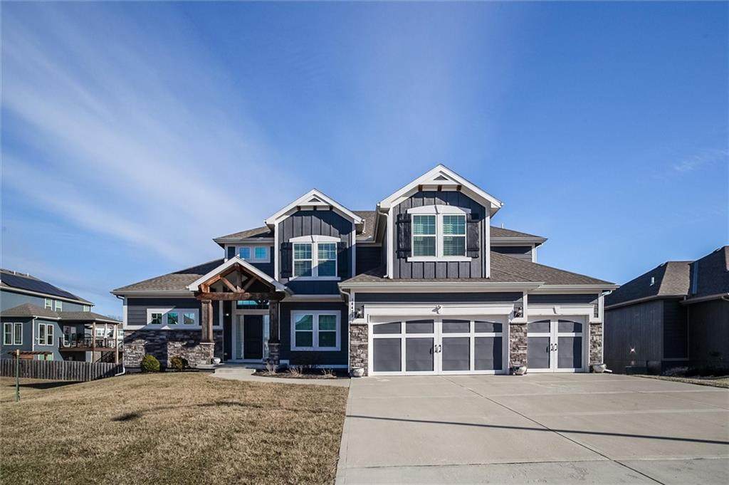 10423 Chelsea Avenue - Photo 1