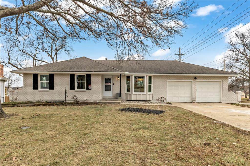 11601 62nd Street - Photo 1