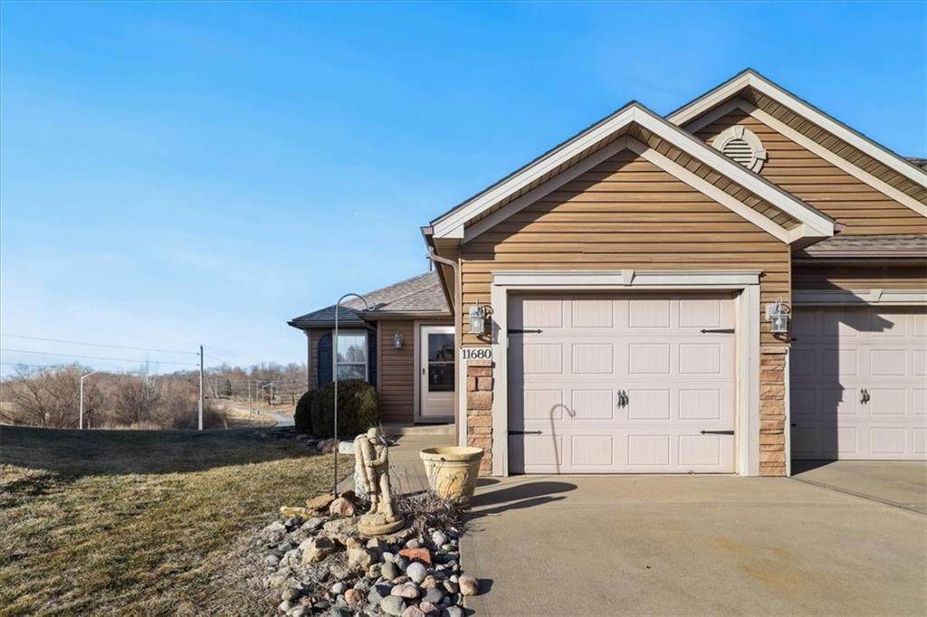 11680 Ewing Avenue - Photo 1