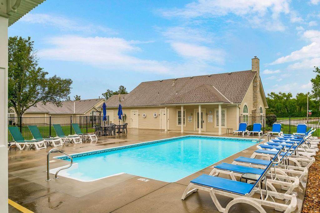 923 Devon Drive - Photo 1