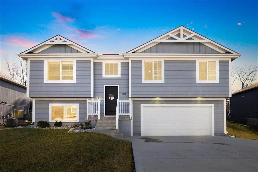 25309 30th Terrace - Photo 1