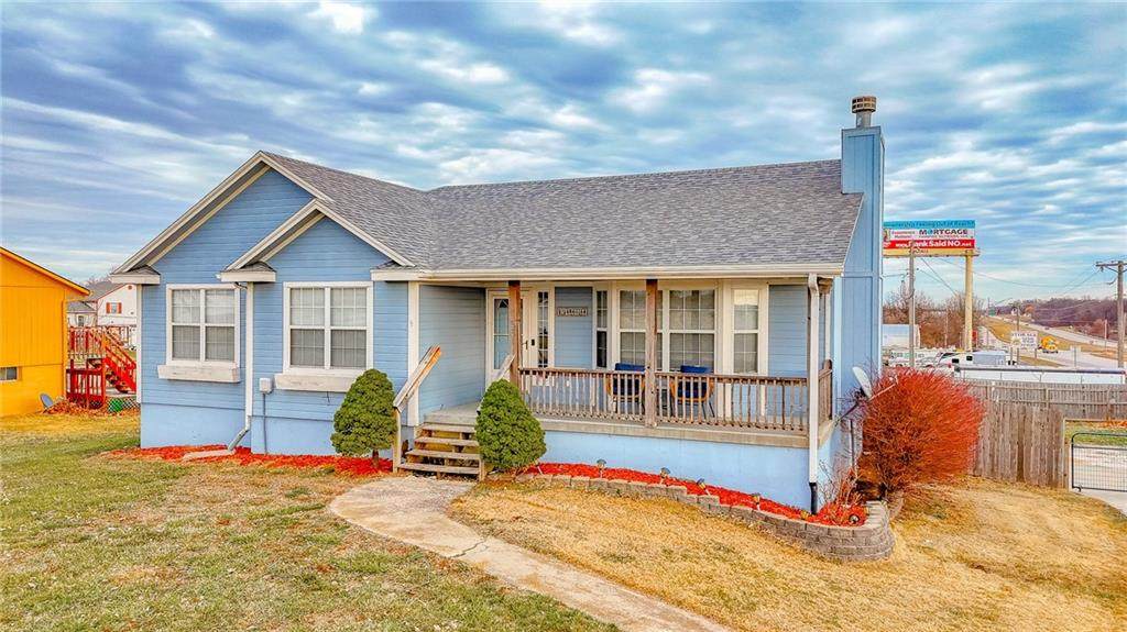 551 1381st Road - Photo 1