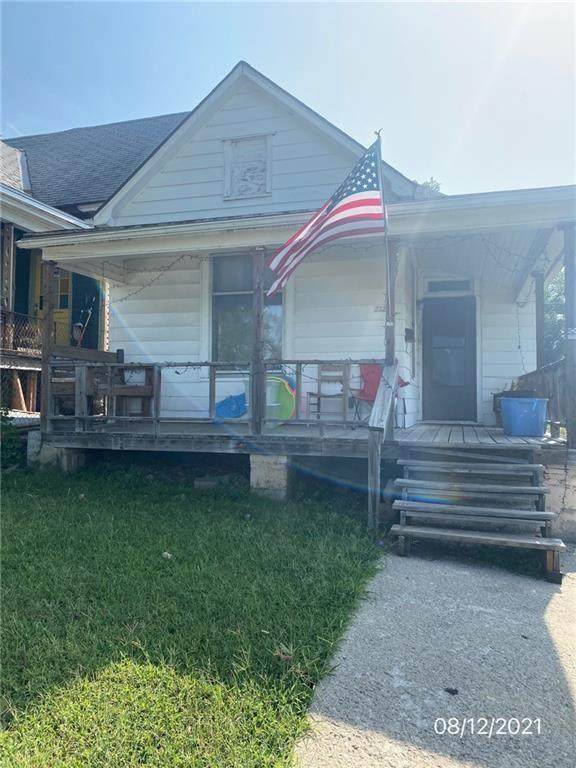 2325 Fairmount Avenue - Photo 1