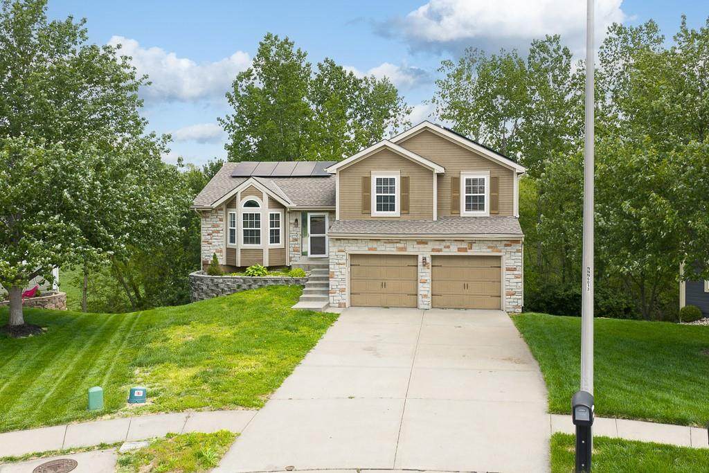 11911 Charlotte Street - Photo 1