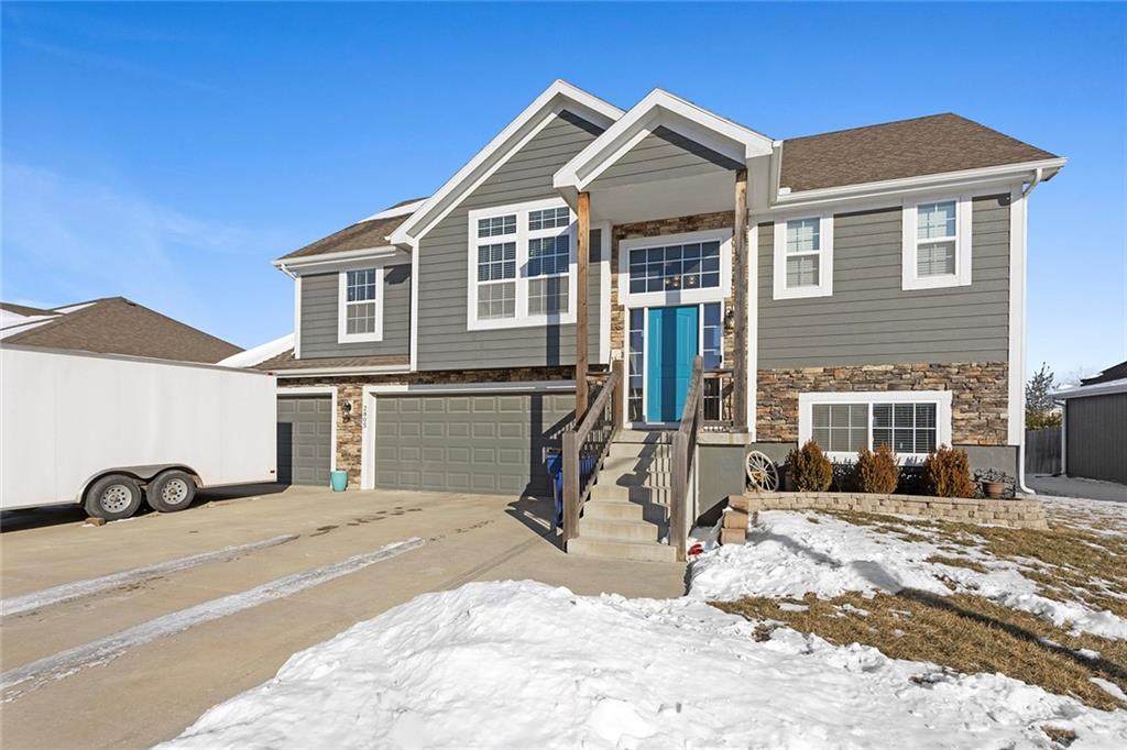 2805 Cedar Place - Photo 1