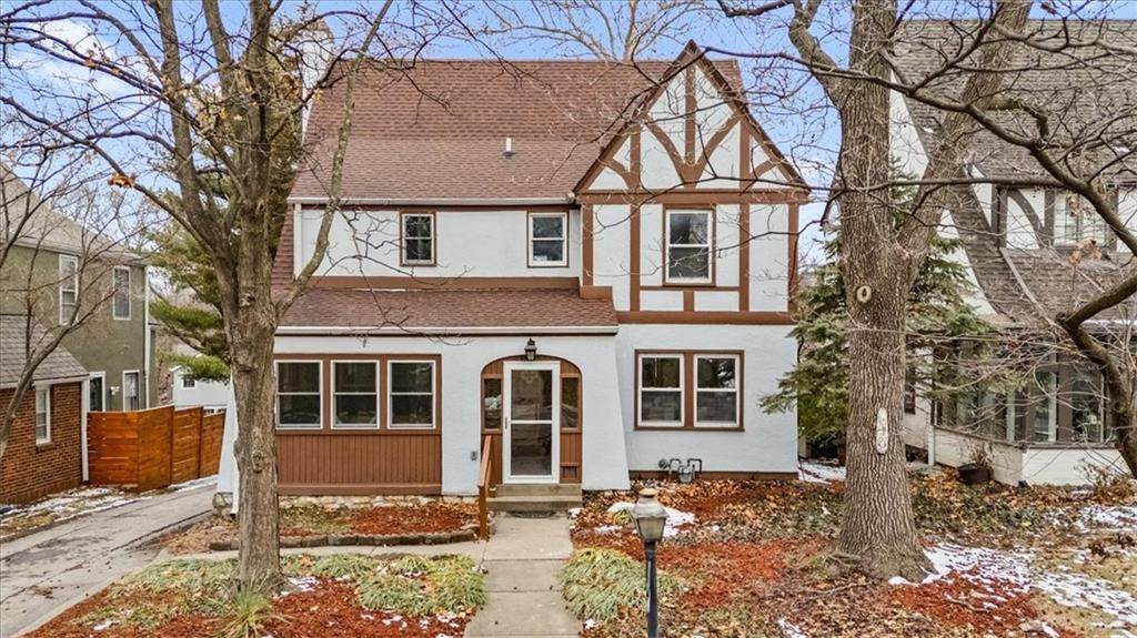 4910 State Line Road - Photo 1