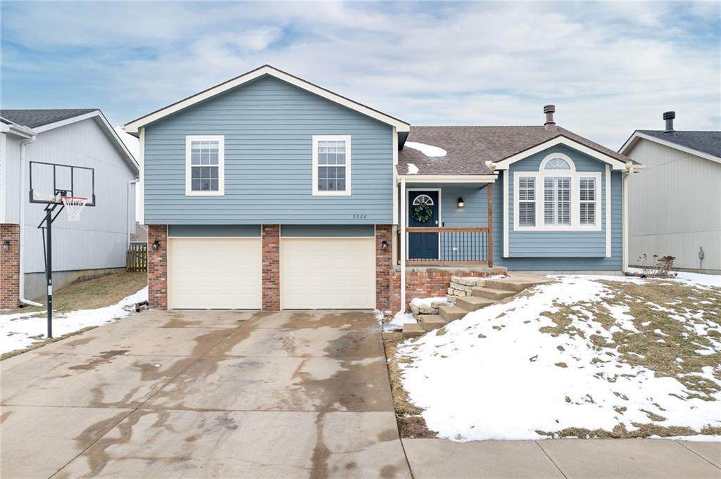 5008 University Avenue - Photo 1