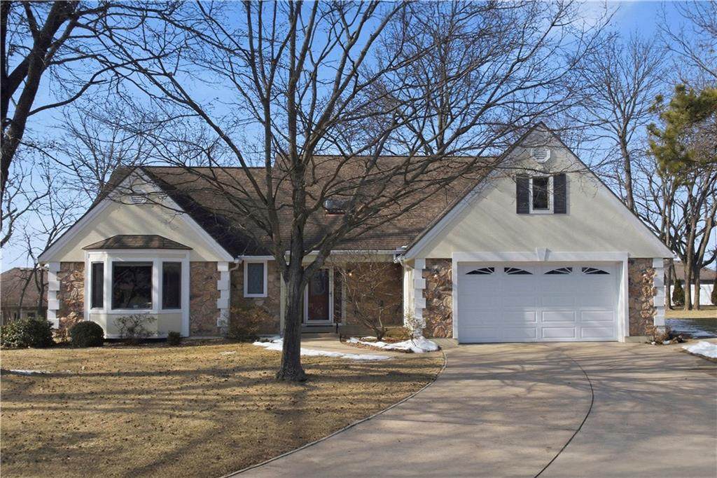 604 Darrow Court - Photo 1