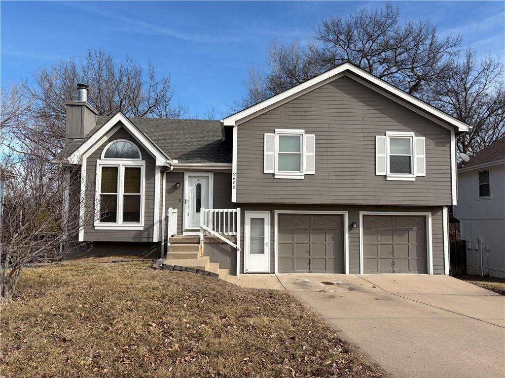 9600 87th Terrace - Photo 1