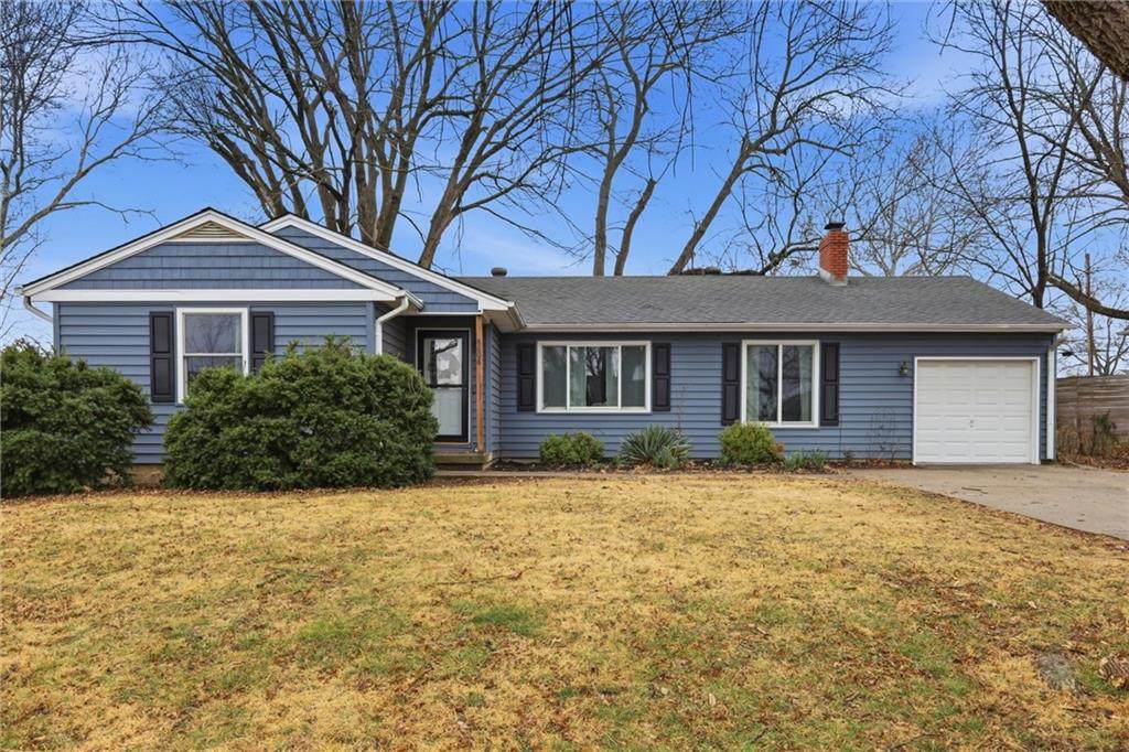 8806 Marty Street - Photo 1