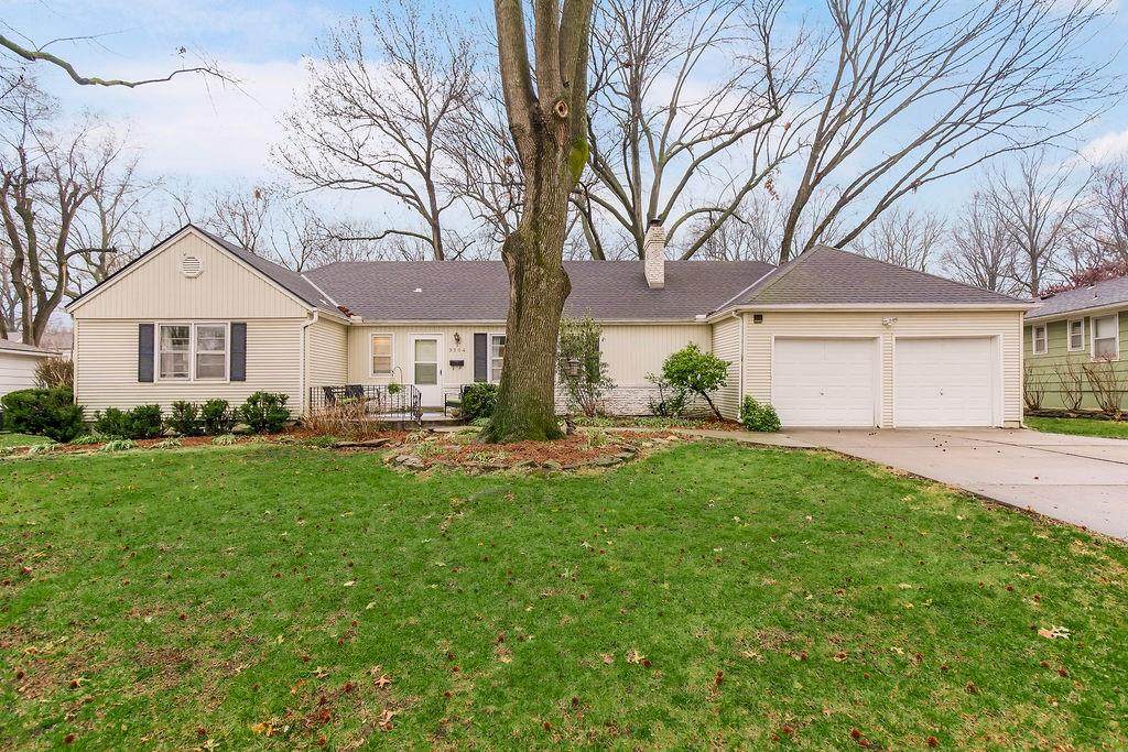 9804 Holly Street - Photo 1