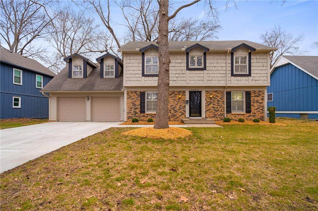 9810 100th Terrace - Photo 1