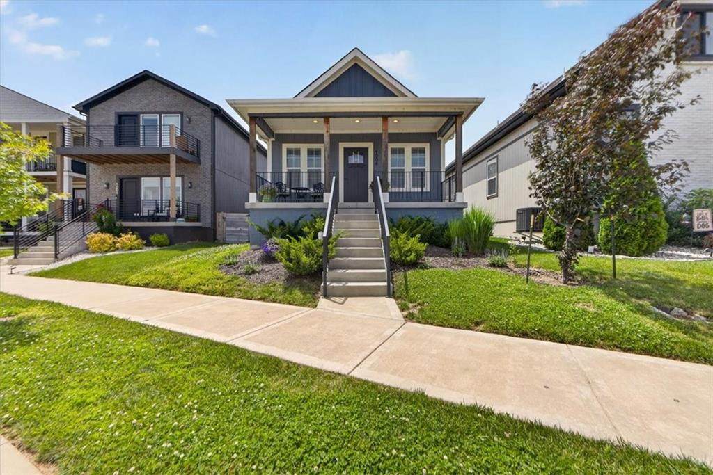 1004 Harmony Avenue - Photo 1