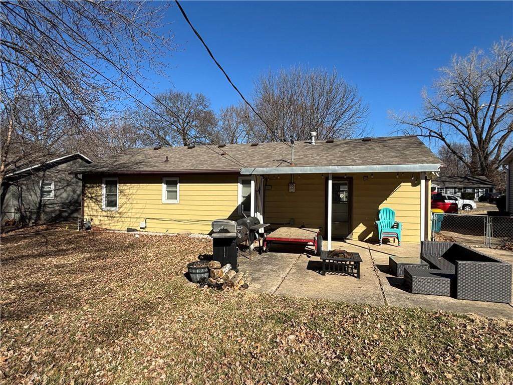 7607 66th Terrace - Photo 1