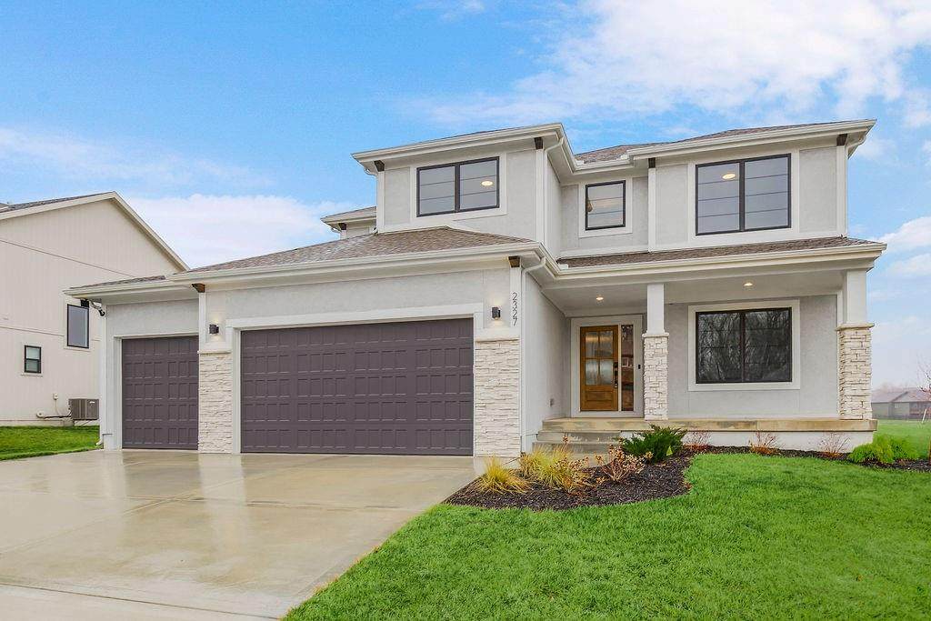 2327 Fishing Lane - Photo 1