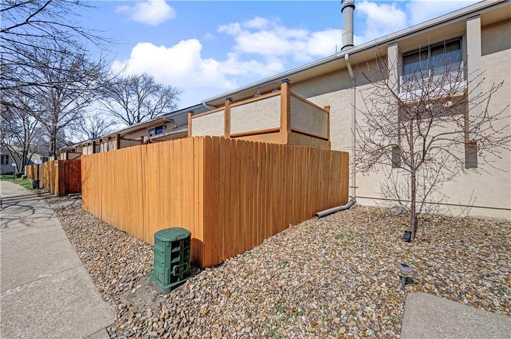 10952 Bradshaw Street - Photo 1