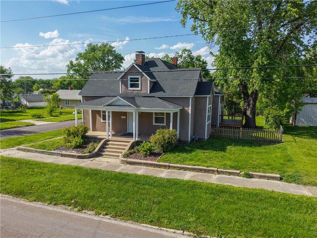 921 Clay Street - Photo 1