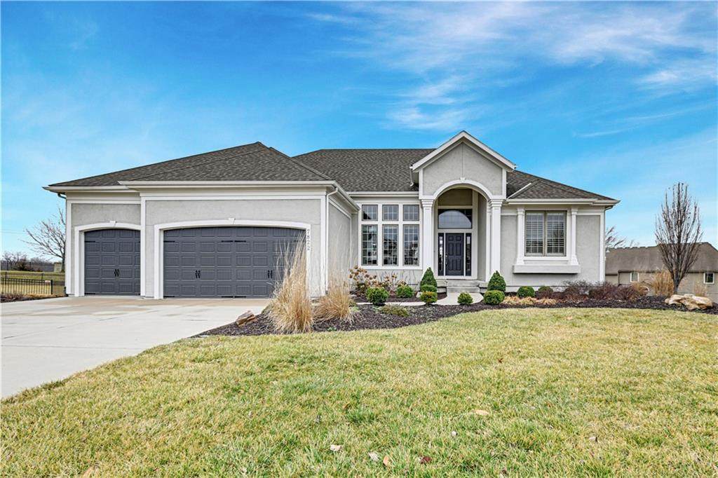 7822 Houston Street - Photo 1