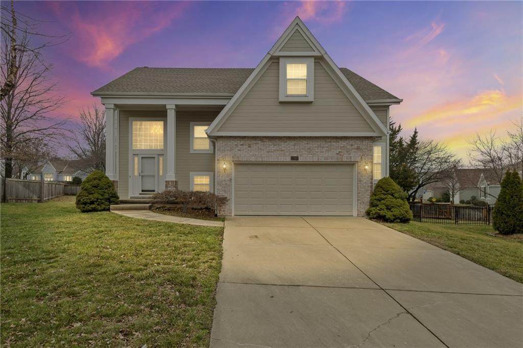 12407 England Street - Photo 1