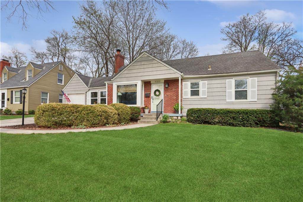5123 Clark Drive - Photo 1