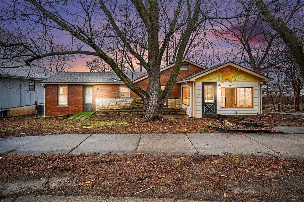  300 Winner Avenue - Photo 1