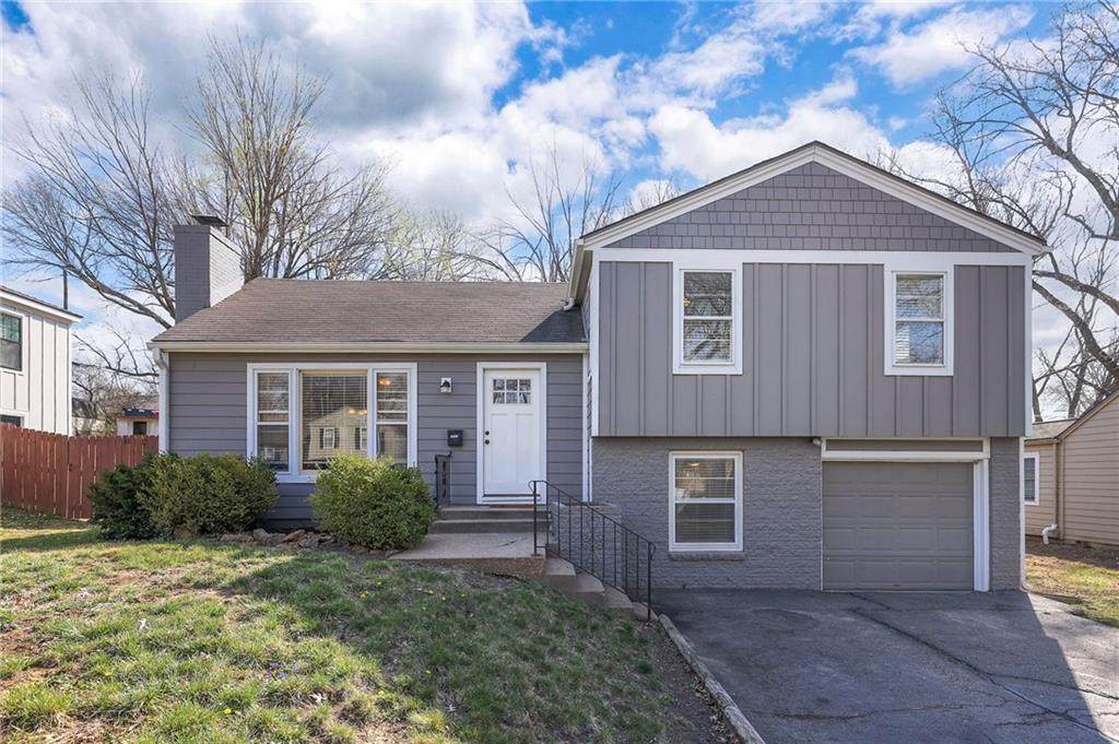 7631 Windsor Street - Photo 1