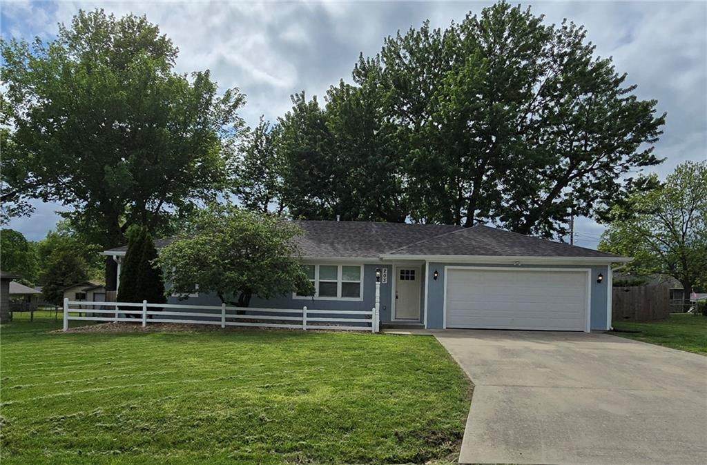 203 Kristine Avenue - Photo 1