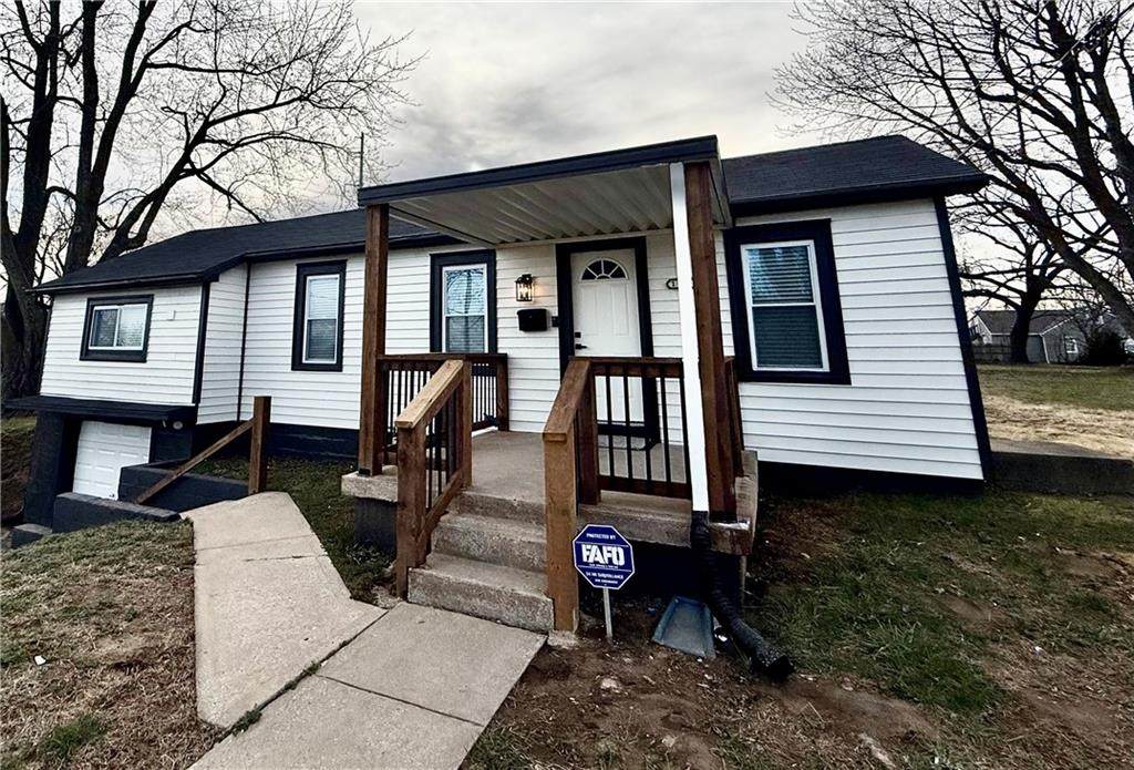 1004 Duvall Avenue - Photo 1