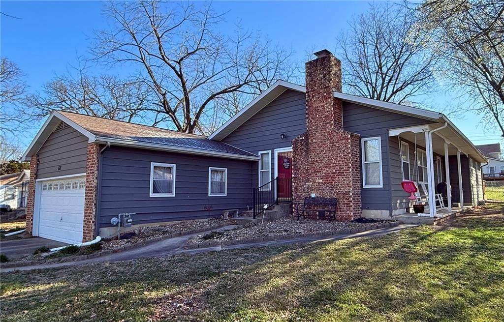 511 Clay Street - Photo 1