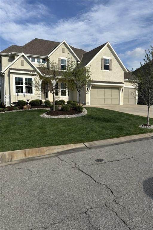 14399 Parkhill Street - Photo 1