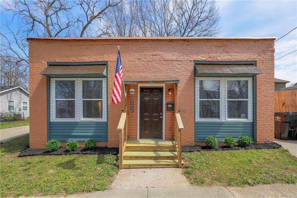 211 Pearl Street - Photo 1