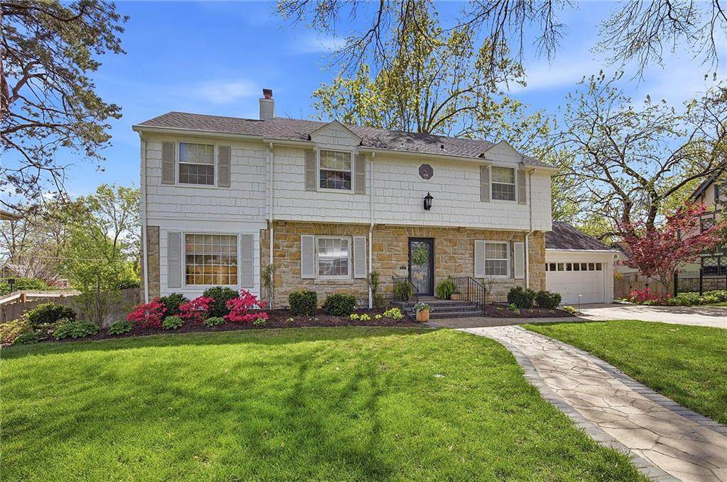 421 58th Street - Photo 1