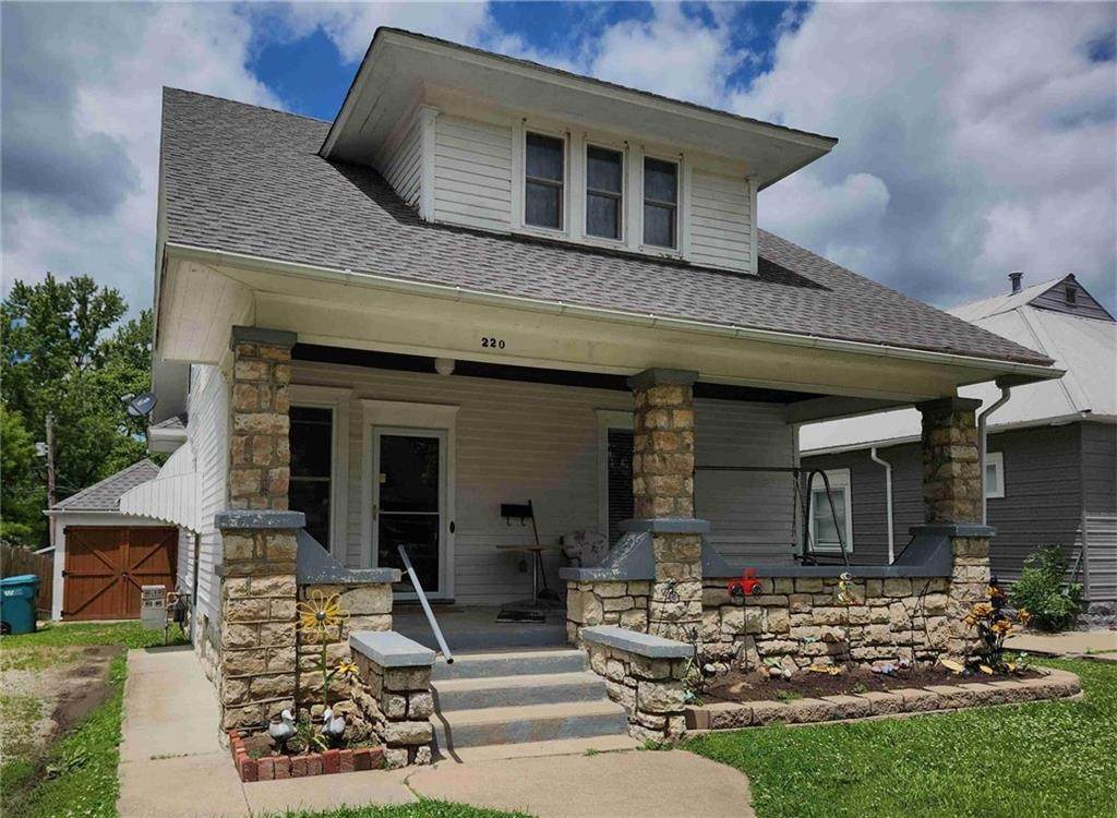 220 Main Street - Photo 1