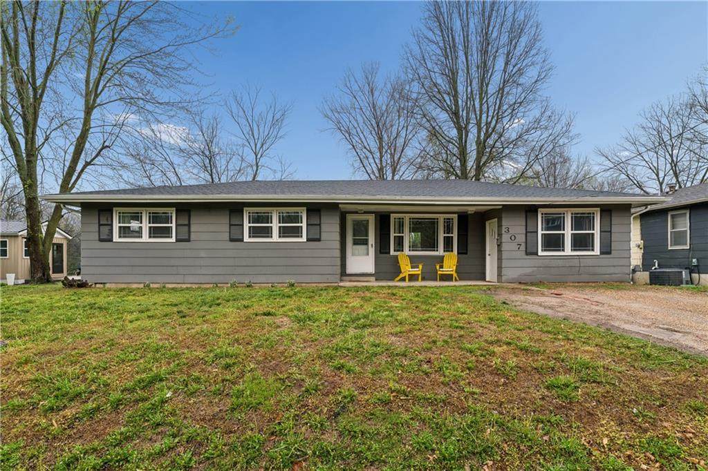 307 Ridge Street - Photo 1