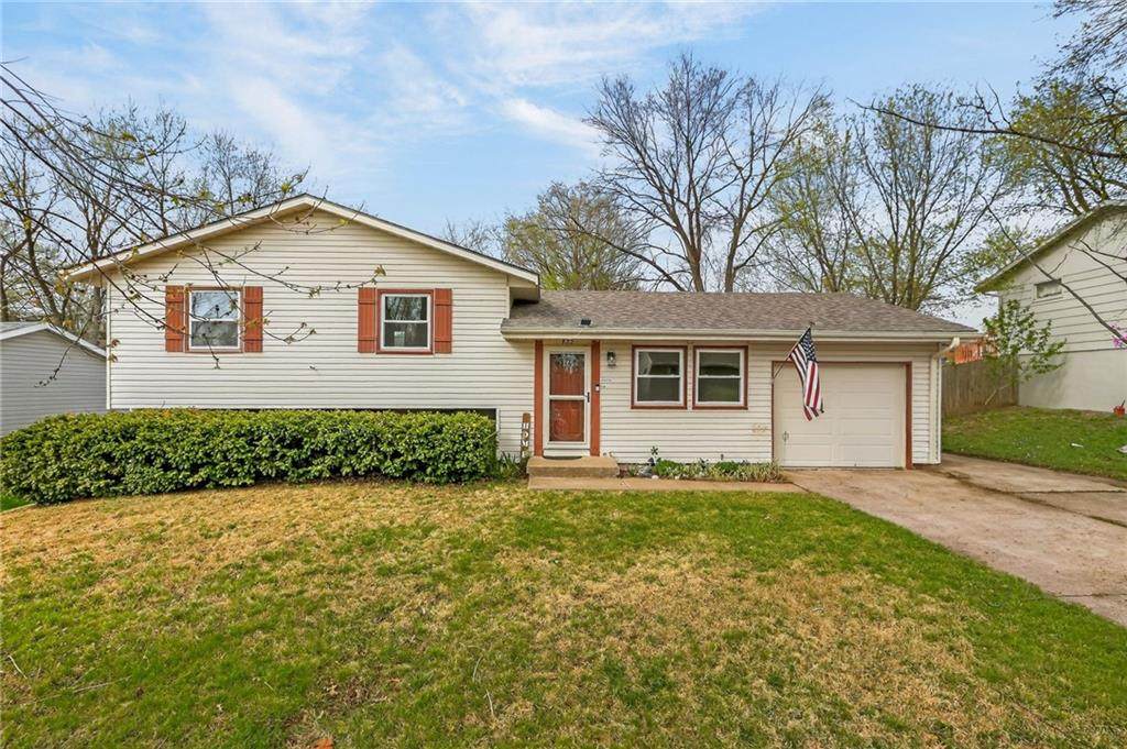 822 Sherrill Avenue - Photo 1