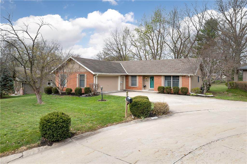 1106 Mockingbird Court - Photo 1