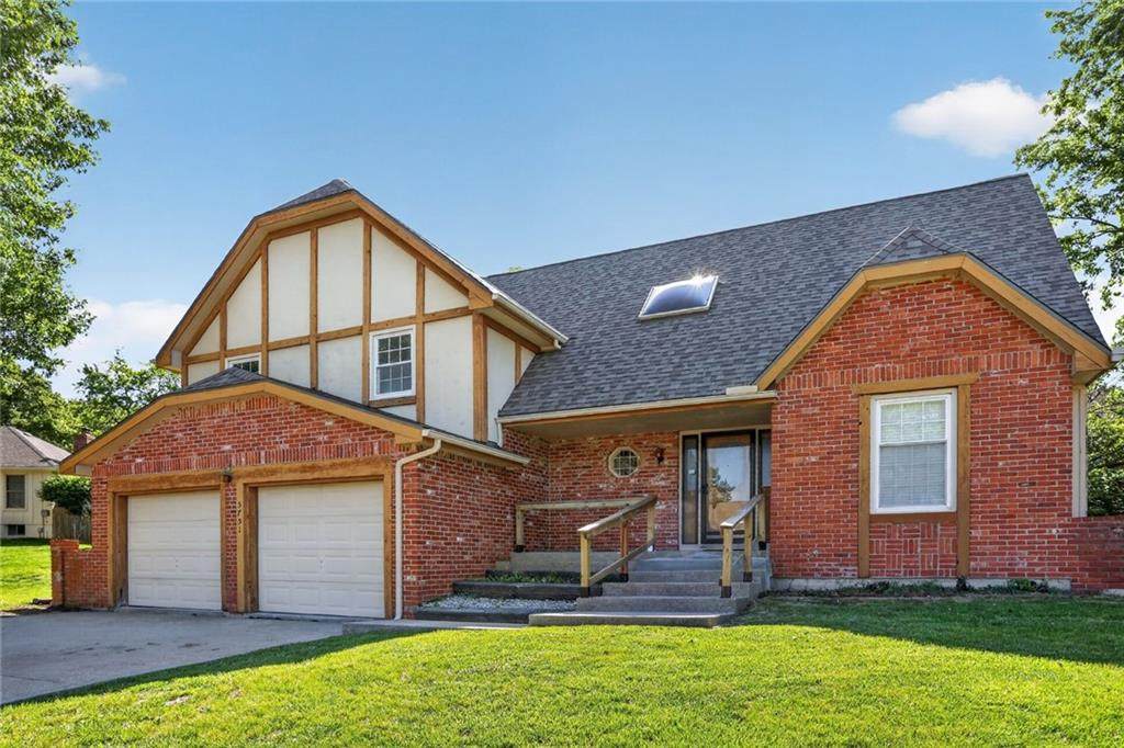 5751 Richards Circle - Photo 1