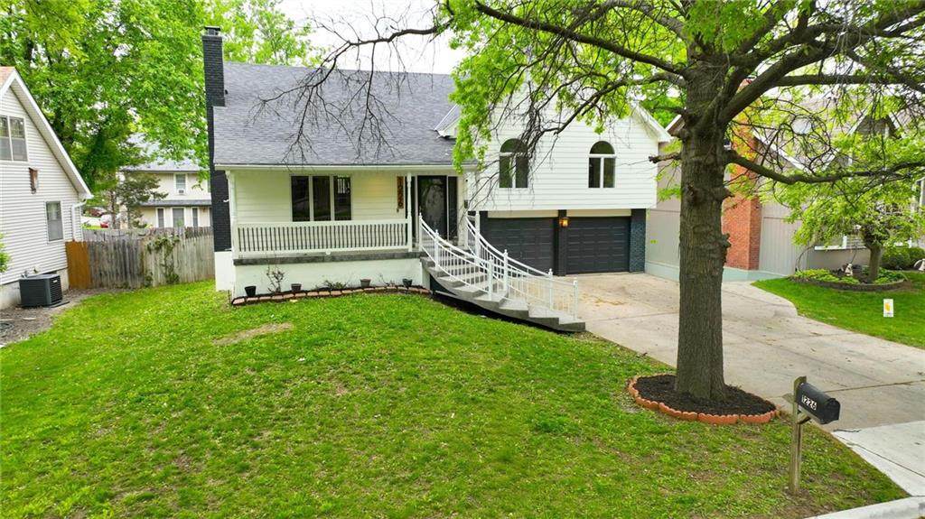 1226 Jamestown Drive - Photo 1