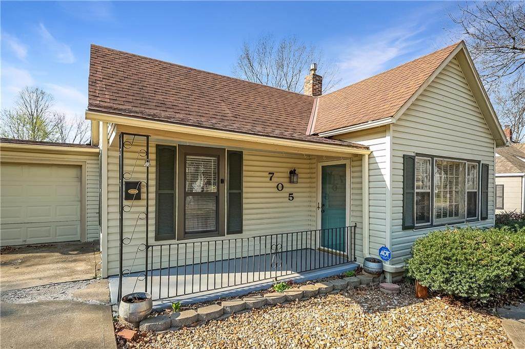 705 Mechanic Street - Photo 1