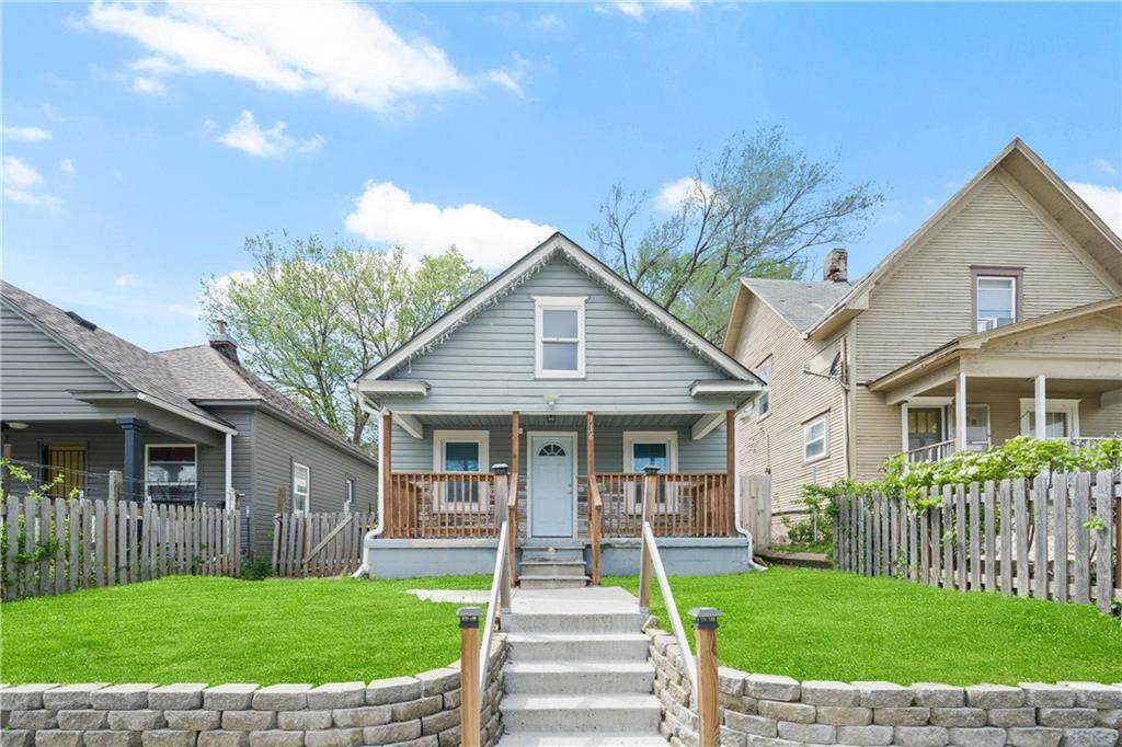 316 8th Street - Photo 1