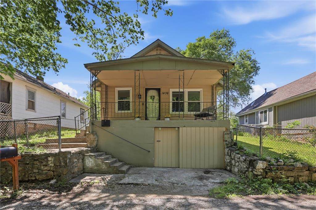 1436 39th Street - Photo 1